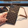 超話題!セリーヌ☆iPhone11/12 pro ケース コピー♪ストラップ付き♪高品質 Ceb35719