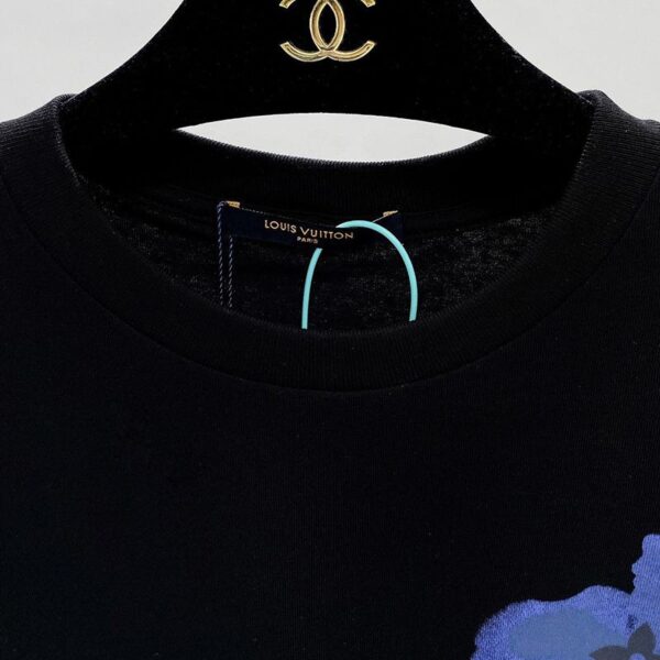 世界中で大人気♪ルイヴィトン Tシャツ トップス 半袖 コピー vuo28919